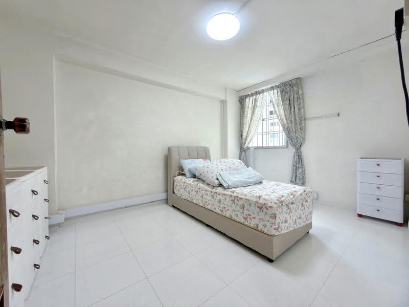 417 Tampines Street 41, 417 Tampines Street 41, Pasir Ris / Tampines, 2 Bedrooms, 646 sqft, HDB Flat For Sale, by Joyce Hoo, 500253847 - Bedroom - PropertyGuru.com.sg