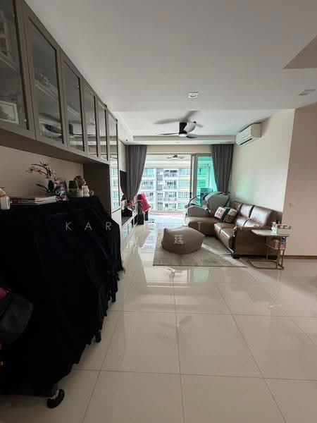 Caspian, 50 Lakeside Drive, Boon Lay / Jurong / Tuas, 3 Bedrooms, 1,238 sqft, Condominium For Sale, by Kareen Tan 陳約廷, 500253857 - Living Room - PropertyGuru.com.sg