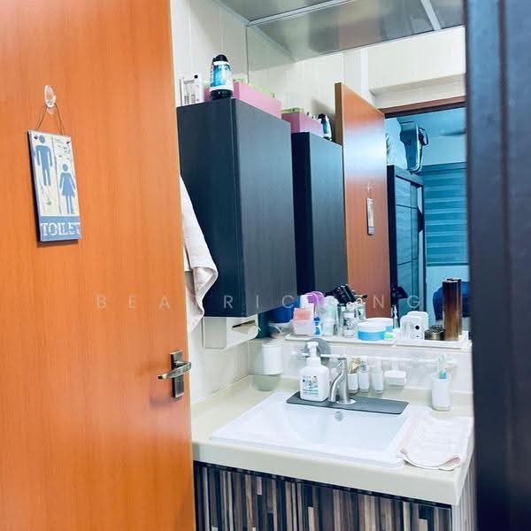 527D Costa Ris, 527D Pasir Ris Street 51, Pasir Ris / Tampines, Room Rental, 732 sqft, HDB Flat For Rent, by Beatrice Ng, 500253866 - Bathroom - PropertyGuru.com.sg