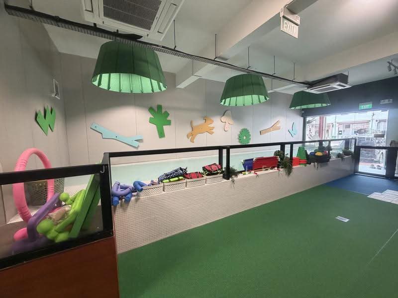 Near East coast/Katong ground floor strata unit, East Coast / Marine Parade, 1,820 sqft, Shop / Shophouse For Sale, by Jesmond Lee, 500253876 - Interior - CommercialGuru.com.sg