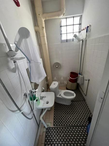 476 Tampines Street 44, 476 476, Pasir Ris / Tampines, 76 sqft, Shop / Shophouse For Rent, by Irfaan Thian, 500253893 - CommercialGuru.com.sg
