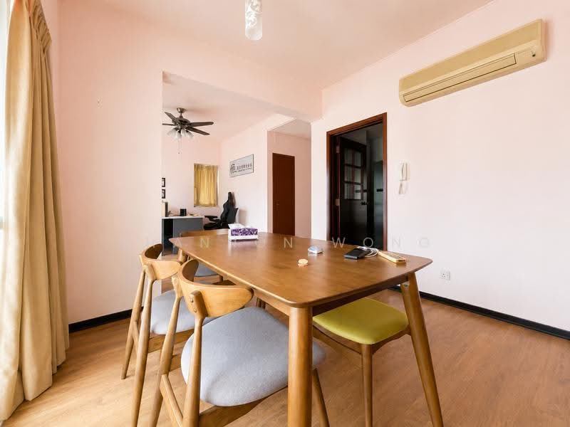 Evergreen Park, 37 Hougang Avenue 7, Hougang / Punggol / Sengkang, 3 Bedrooms, 1,012 sqft, Condominium For Sale, by Shannon Wong, 500253909 - Dining Room - PropertyGuru.com.sg