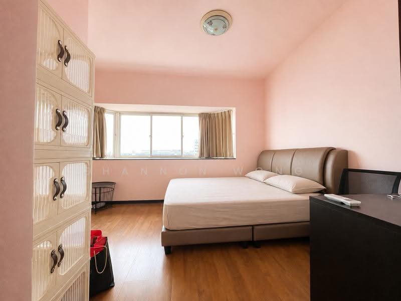Evergreen Park, 37 Hougang Avenue 7, Hougang / Punggol / Sengkang, 3 Bedrooms, 1,012 sqft, Condominium For Sale, by Shannon Wong, 500253909 - Master room - PropertyGuru.com.sg