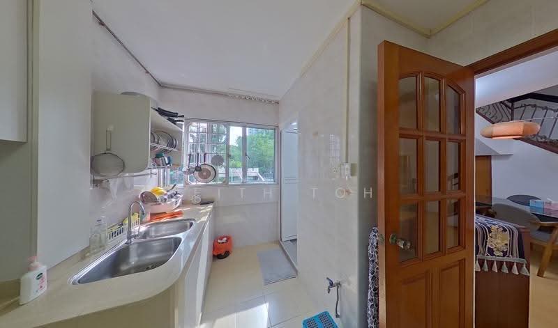 526 Bukit Batok Street 51, 526 Bukit Batok Street 51, Dairy Farm / Bukit Panjang / Choa Chu Kang, 4 Bedrooms, 1,572 sqft, HDB Flat For Sale, by Keith Toh, 500253917 - Kitchen - PropertyGuru.com.sg