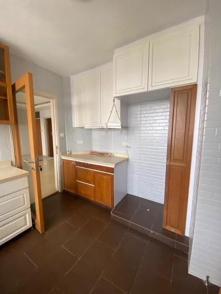 Nim Gardens, 73 Nim Road, Seletar / Yio Chu Kang, 3 Bedrooms, 1,830 sqft, Condominium For Rent, by Joanne Low, 500253920 - Kitchen - PropertyGuru.com.sg