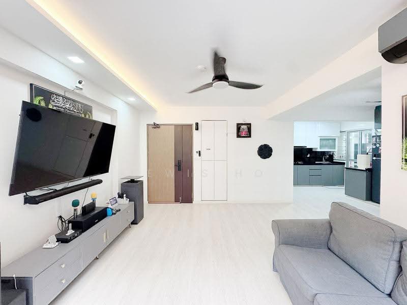 228B Punggol Field, 228B Punggol Field, Hougang / Punggol / Sengkang, 3 Bedrooms, 1,001 sqft, HDB Flat For Sale, by Lewis Ho, 500253929 - Living Room - PropertyGuru.com.sg