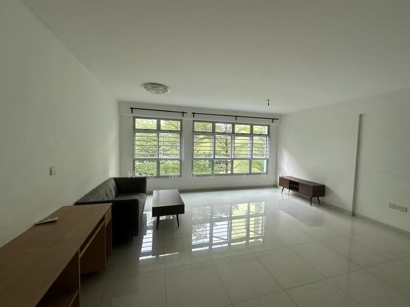 782B Woodlands Crescent, 782B Woodlands Crescent, Admiralty / Woodlands, 3 Bedrooms, 1,184 sqft, HDB Flat For Rent, by Thomas Tan, 500253931 - Living Room - PropertyGuru.com.sg