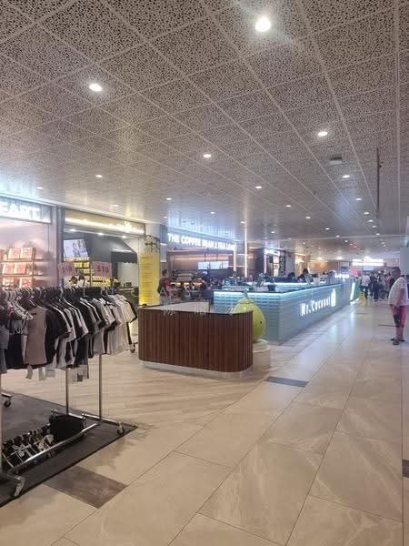 Ang Mo Kio Hub, 53 Ang Mo Kio Avenue 3, Ang Mo Kio / Bishan / Thomson, 517 sqft, Mall Shop For Rent, by Lucas Chen 陈昭才, 500253943 - Interior - CommercialGuru.com.sg