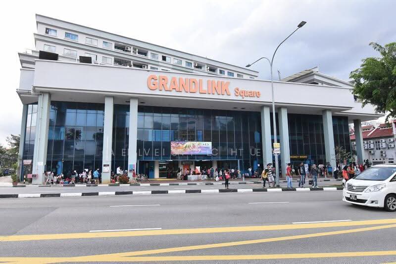 Grandlink Square, 511 Guillemard Road, Eunos / Geylang / Paya Lebar, 194 sqft, Food & Beverage For Sale, by Celeste Teo, 500253944 - Exterior - CommercialGuru.com.sg