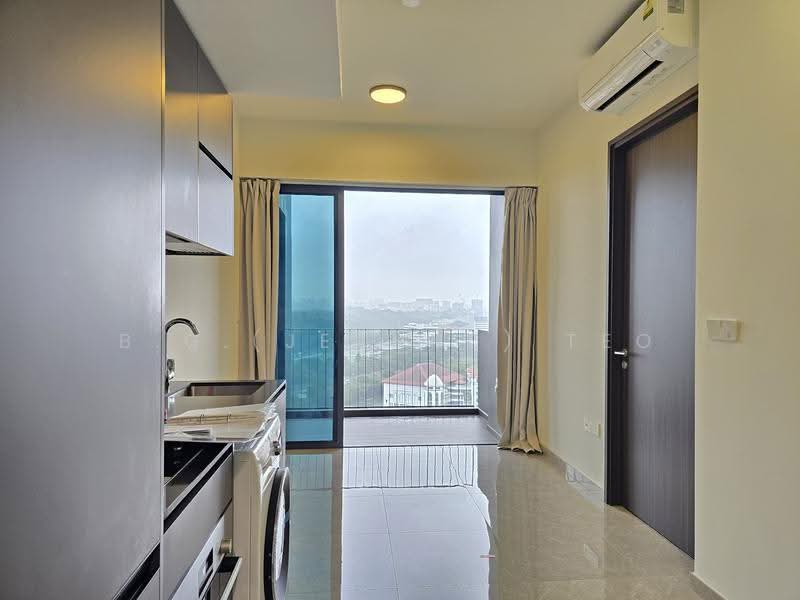 The LINQ @ Beauty World, 118 Upper Bukit Timah Road, Clementi Park / Upper Bukit Timah, 1 Bedroom, 431 sqft, Condominium For Sale, by B.G.(Jeanne) Teo, 500253965 - Balcony - PropertyGuru.com.sg
