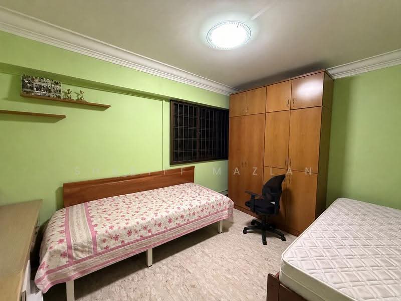 466 Jurong West Street 41, 466 Jurong West Street 41, Boon Lay / Jurong / Tuas, 4 Bedrooms, 980 sqft, HDB Flat For Sale, by Shariff Mazlan, 500254005 - Bedroom - PropertyGuru.com.sg