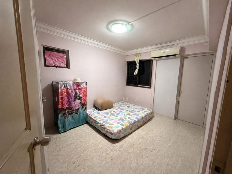 466 Jurong West Street 41, 466 Jurong West Street 41, Boon Lay / Jurong / Tuas, 4 Bedrooms, 980 sqft, HDB Flat For Sale, by Shariff Mazlan, 500254005 - Bedroom - PropertyGuru.com.sg