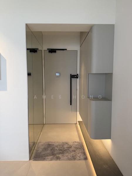 139A Lorong 1A Toa Payoh, 139A Lorong 1A Toa Payoh, Balestier / Toa Payoh, 2 Bedrooms, 1,184 sqft, HDB Flat For Rent, by James Hong, 500254059 - Foyer - PropertyGuru.com.sg