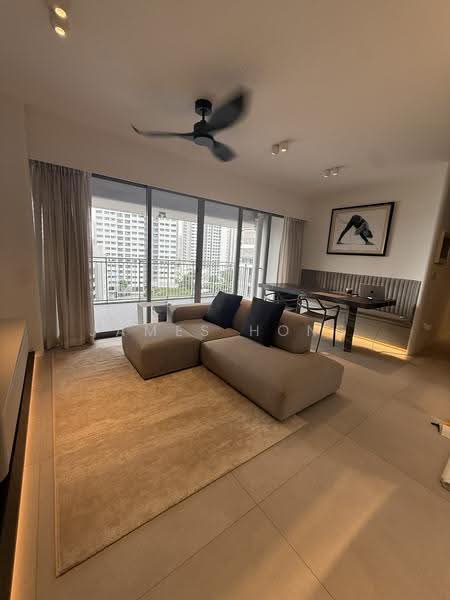 139A Lorong 1A Toa Payoh, 139A Lorong 1A Toa Payoh, Balestier / Toa Payoh, 2 Bedrooms, 1,184 sqft, HDB Flat For Rent, by James Hong, 500254059 - Living Room - PropertyGuru.com.sg