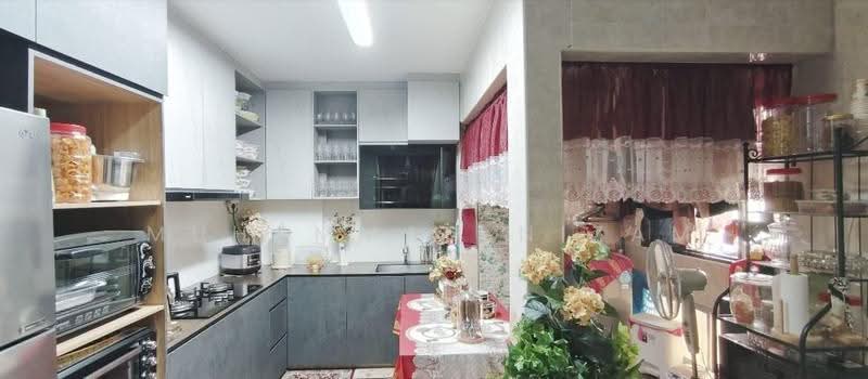862 Woodlands Street 83, 862 Woodlands Street 83, Admiralty / Woodlands, 4 Bedrooms, 1,367 sqft, HDB Flat For Sale, by Muhammad Nizam, 500254064 - Kitchen - PropertyGuru.com.sg