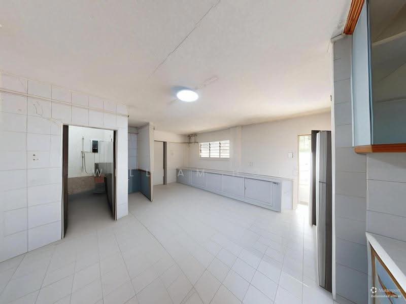Freehold 2 sty Inter-Terrace Near Kovan MRT, no split level w/ granny room, Freehold Inter-Terrace in Kovan / Jln Hock Chye / Tampines Rd / Jln Rengkam, Hougang / Punggol / Sengkang, 4 Bedrooms, 1,911 sqft, Terraced House For Sale, by William Hong, 500254110 - Kitchen - PropertyGuru.com.sg