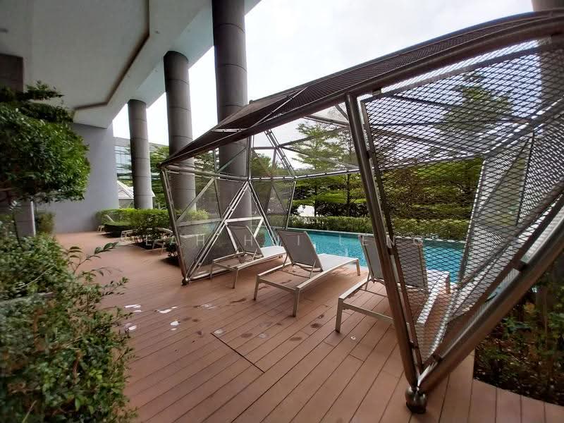 J Gateway, 6 Gateway Drive, Boon Lay / Jurong / Tuas, 1 Bedroom, 527 sqft, Condominium For Rent, by Seah Hui Leng, 500254117 - Exterior - PropertyGuru.com.sg