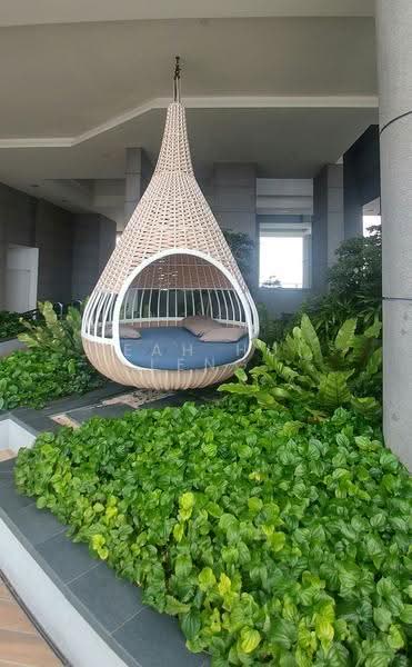 J Gateway, 6 Gateway Drive, Boon Lay / Jurong / Tuas, 1 Bedroom, 527 sqft, Condominium For Rent, by Seah Hui Leng, 500254117 - Exterior - PropertyGuru.com.sg