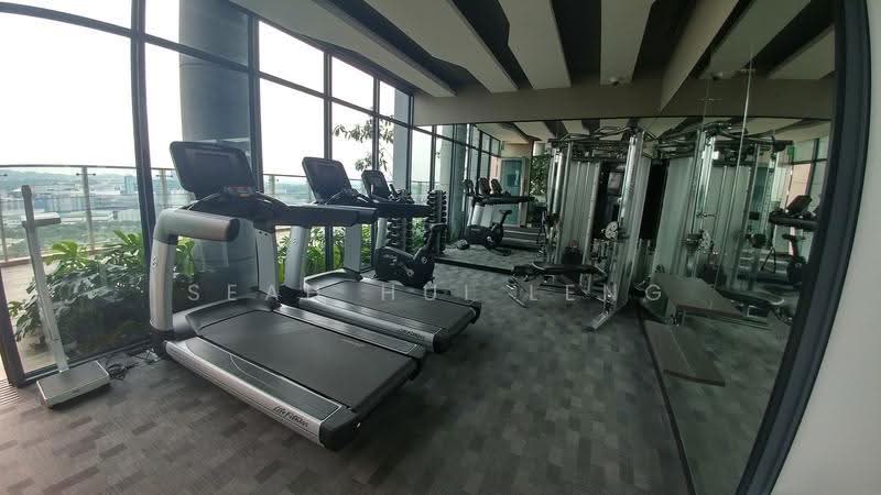 J Gateway, 6 Gateway Drive, Boon Lay / Jurong / Tuas, 1 Bedroom, 527 sqft, Condominium For Rent, by Seah Hui Leng, 500254117 - Gym - PropertyGuru.com.sg