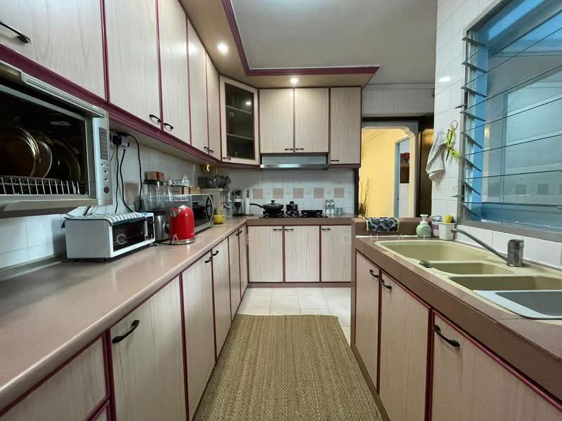 657 Jalan Tenaga, 657 Jalan Tenaga, Eunos / Geylang / Paya Lebar, 3 Bedrooms, 1,141 sqft, HDB Flat For Sale, by Charlene Chai, 500254131 - Kitchen - PropertyGuru.com.sg