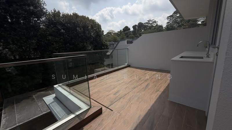 Greenwood Mews, 271 Greenwood Avenue, Newton / Novena, 5 Bedrooms, 3,154 sqft, Cluster House For Sale, by Sumiah Buang, 500254134 - Roof terrace - PropertyGuru.com.sg