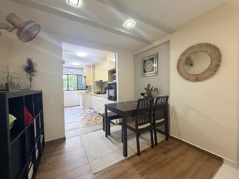 456 Jurong West Street 41, 456 Jurong West Street 41, Boon Lay / Jurong / Tuas, 2 Bedrooms, 721 sqft, HDB Flat For Sale, by Daryl Michael, 500254135 - Kitchen - PropertyGuru.com.sg