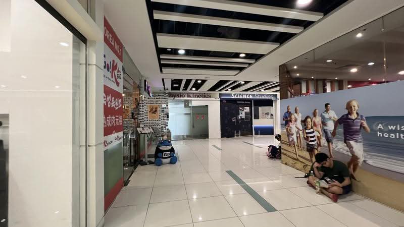 Bukit Timah Plaza, 1 Jalan Anak Bukit, Clementi Park / Upper Bukit Timah, 280 sqft, Mall Shop For Rent, by Alvin Chua, 500254167 - Corridor - CommercialGuru.com.sg
