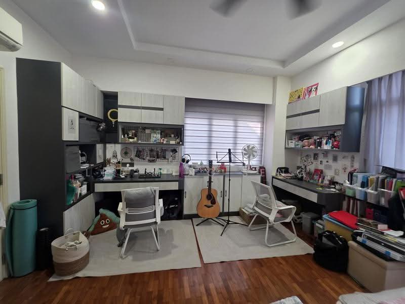 Westwood Park, Westwood Crescent, Boon Lay / Jurong / Tuas, 6 Bedrooms, 4,000 sqft, Corner Terrace For Sale, by Lee Ming Seng, 500254182 - Study - PropertyGuru.com.sg