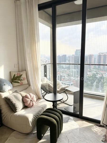 Irwell Hill Residences, 2 Irwell Hill, Orchard / River Valley, 1 Bedroom, 495 sqft, Condominium For Sale, by William Teo, 500254183 - Balcony - PropertyGuru.com.sg