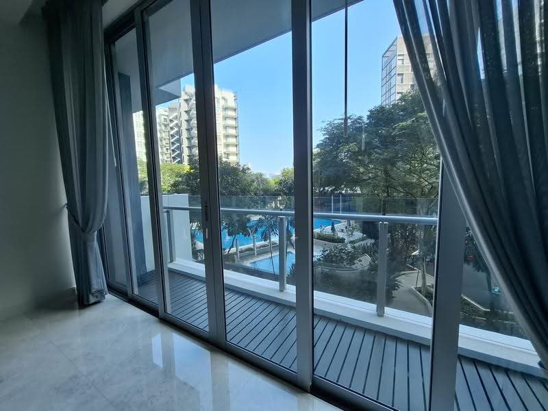 Cairnhill Crest, 2 Cairnhill Circle, Orchard / River Valley, 4 Bedrooms, 1,733 sqft, Condominium For Rent, by Lily Lim, 500254186 - Balcony - PropertyGuru.com.sg