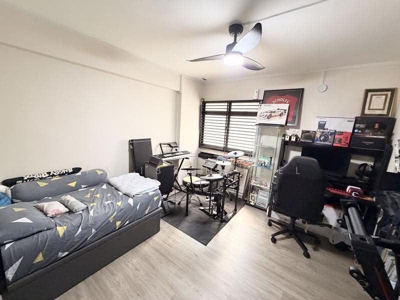 516 Jelapang Road, 516 Jelapang Road, Dairy Farm / Bukit Panjang / Choa Chu Kang, 3 Bedrooms, 1,302 sqft, HDB Flat For Sale, by Fariss Haiqel, 500254195 - Bedroom - PropertyGuru.com.sg