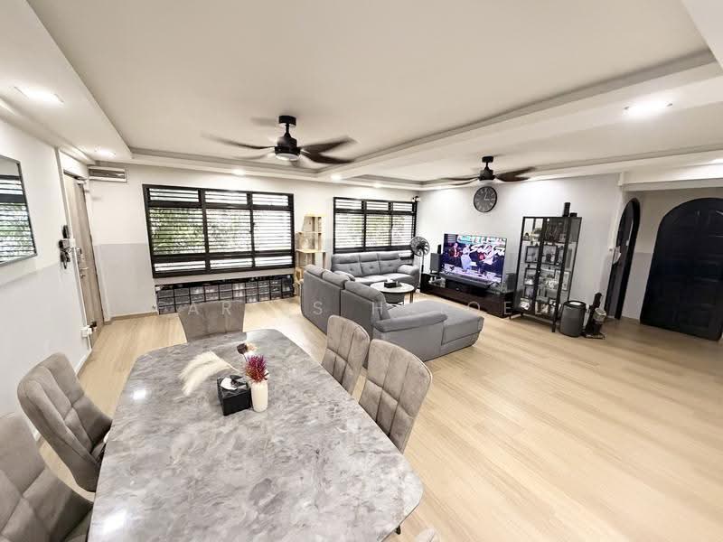 516 Jelapang Road, 516 Jelapang Road, Dairy Farm / Bukit Panjang / Choa Chu Kang, 3 Bedrooms, 1,302 sqft, HDB Flat For Sale, by Fariss Haiqel, 500254195 - Living Room - PropertyGuru.com.sg