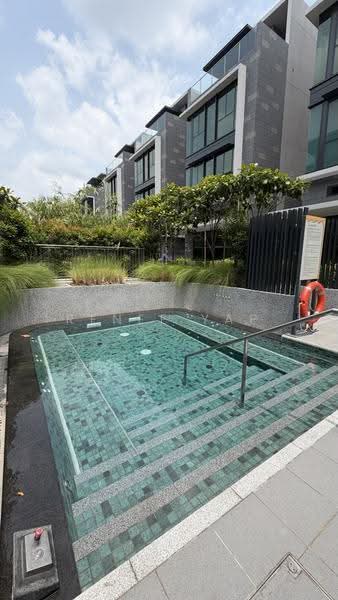 Belgravia Ace, Belgravia Drive, Seletar / Yio Chu Kang, 5 Bedrooms, 4,058 sqft, Semi-Detached House For Sale, by Renee Yap, 500254200 - Exterior - PropertyGuru.com.sg