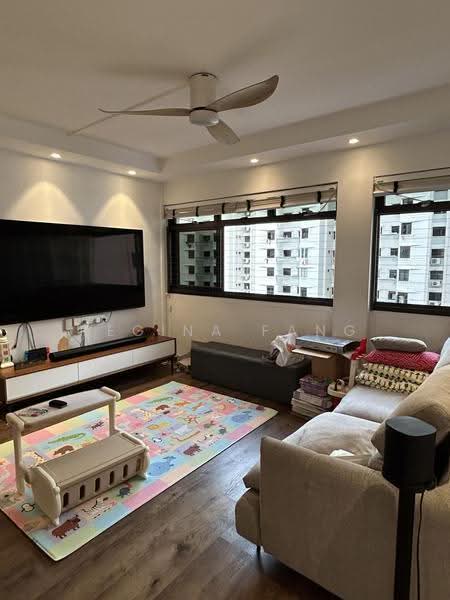 17A Telok Blangah Crescent, 17A Telok Blangah Crescent, Harbourfront / Telok Blangah, 3 Bedrooms, 1,282 sqft, HDB Flat For Sale, by Regina Fang, 500254222 - Living Room - PropertyGuru.com.sg