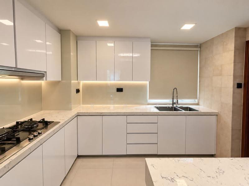 Seletar Springs Condominium, 100 Gerald Drive, Seletar / Yio Chu Kang, 3 Bedrooms, 1,302 sqft, Condominium For Sale, by Ferlyn Tan, 500254223 - Kitchen - PropertyGuru.com.sg