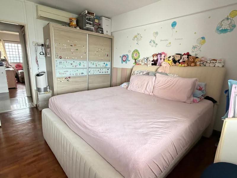 41 Teban Gardens Road, 41 Teban Gardens Road, Boon Lay / Jurong / Tuas, 3 Bedrooms, 1,066 sqft, HDB Flat For Sale, by Jaime Lim, 500254233 - Bedroom 3 - PropertyGuru.com.sg