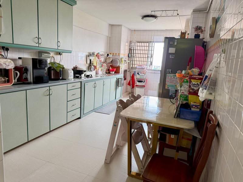 41 Teban Gardens Road, 41 Teban Gardens Road, Boon Lay / Jurong / Tuas, 3 Bedrooms, 1,066 sqft, HDB Flat For Sale, by Jaime Lim, 500254233 - Kitchen - PropertyGuru.com.sg