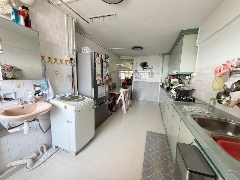 41 Teban Gardens Road, 41 Teban Gardens Road, Boon Lay / Jurong / Tuas, 3 Bedrooms, 1,066 sqft, HDB Flat For Sale, by Jaime Lim, 500254233 - Kitchen - PropertyGuru.com.sg