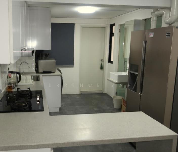 111 Lorong 1 Toa Payoh, 111 Lorong 1 Toa Payoh, Balestier / Toa Payoh, 3 Bedrooms, 710 sqft, HDB Flat For Rent, by Terrence Yap, 500254242 - Kitchen Appliances Remain - PropertyGuru.com.sg