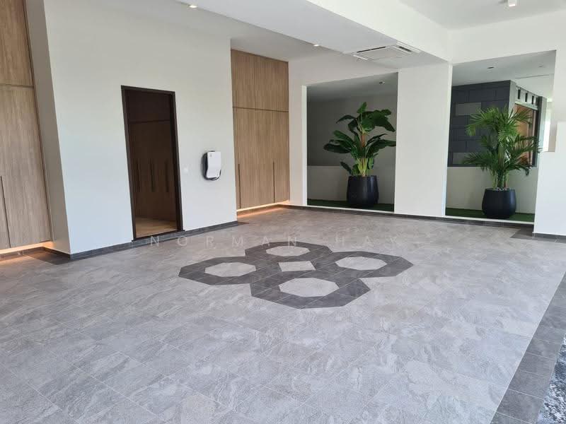 Belgravia Ace, Belgravia Drive, Seletar / Yio Chu Kang, 5 Bedrooms, 4,370 sqft, Semi-Detached House For Sale, by NORMAN HAY, 500254249 - Entrance - PropertyGuru.com.sg