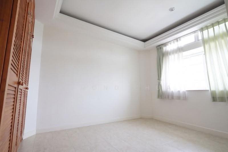 Lloyd Court, 40 Lloyd Road, Orchard / River Valley, 5 Bedrooms, 2,885 sqft, Condominium For Sale, by Desmond Chua, 500254254 - Bedroom 4 - PropertyGuru.com.sg