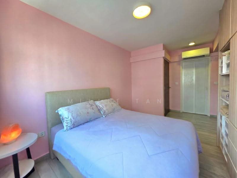415A Fernvale Link, 415A Fernvale Link, Seletar / Yio Chu Kang, 3 Bedrooms, 1,001 sqft, HDB Flat For Sale, by Millie Tan, 500254300 - Master Room with walk in wardrobe - PropertyGuru.com.sg