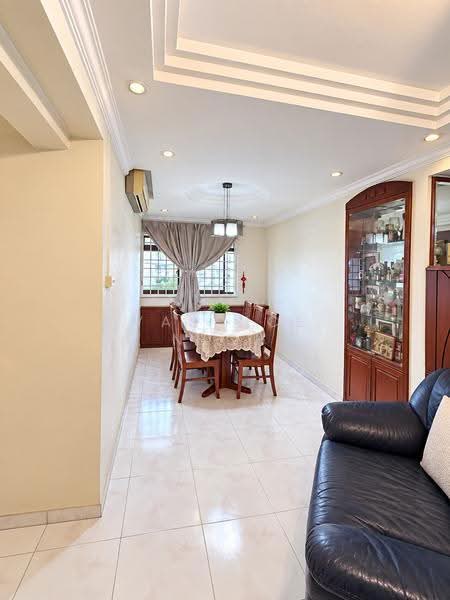 736 Woodlands Circle, 736 Woodlands Circle, Admiralty / Woodlands, 3 Bedrooms, 1,313 sqft, HDB Flat For Sale, by Valence Neoh, 500254313 - Dining Room - PropertyGuru.com.sg