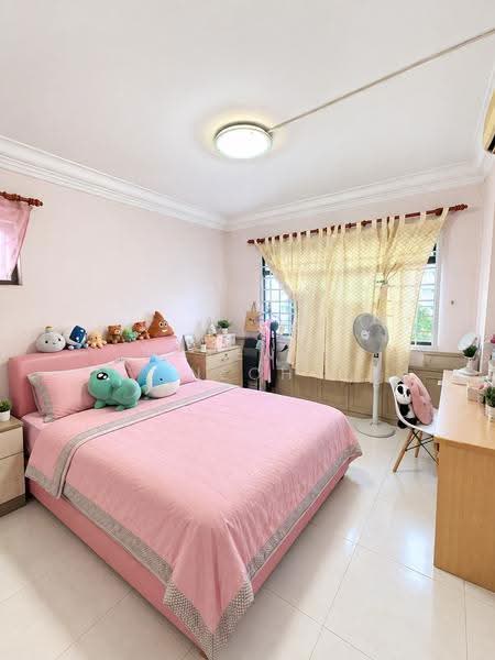 736 Woodlands Circle, 736 Woodlands Circle, Admiralty / Woodlands, 3 Bedrooms, 1,313 sqft, HDB Flat For Sale, by Valence Neoh, 500254313 - Bedroom - PropertyGuru.com.sg