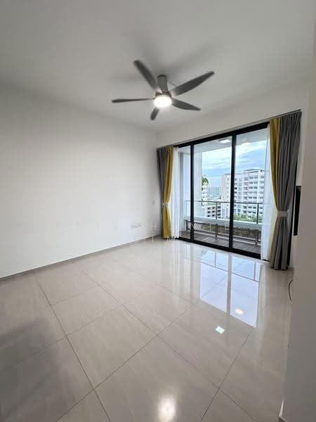 D'Nest, 131 Pasir Ris Grove, Pasir Ris / Tampines, 3 Bedrooms, 936 sqft, Condominium For Sale, by Stephanie Sim, 500254315 - Balcony - PropertyGuru.com.sg