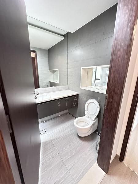 D'Nest, 131 Pasir Ris Grove, Pasir Ris / Tampines, 3 Bedrooms, 936 sqft, Condominium For Sale, by Stephanie Sim, 500254315 - Bathroom - PropertyGuru.com.sg