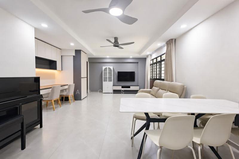 681C Jurong West Central 1, 681C Jurong West Central 1, Boon Lay / Jurong / Tuas, 3 Bedrooms, 1,238 sqft, HDB Flat For Sale, by Marcus Law, 500254332 - Living Room - PropertyGuru.com.sg