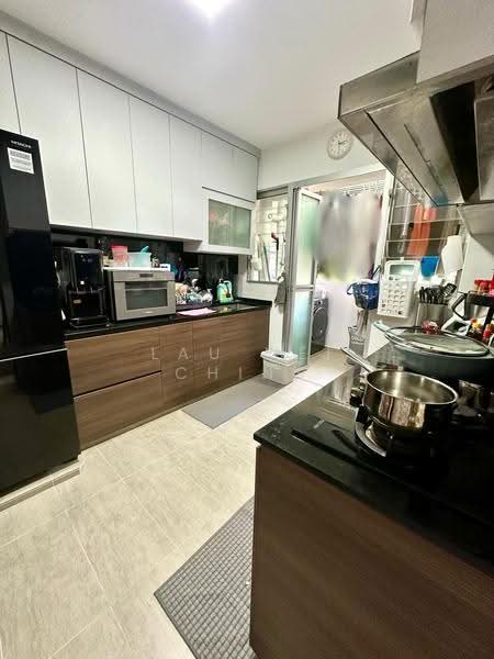 430A Bedok North Road, 430A Bedok North Road, Bedok / Upper East Coast, 3 Bedrooms, 1,011 sqft, HDB Flat For Sale, by Lau Mei Ching, 500254343 - Kitchen - PropertyGuru.com.sg