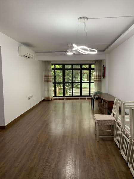 13 Ghim Moh Road, 13 Ghim Moh Road, Tanglin / Holland / Bukit Timah, 3 Bedrooms, 1,324 sqft, HDB Flat For Rent, by Kezia Lim, 500254367 - Living Room - PropertyGuru.com.sg