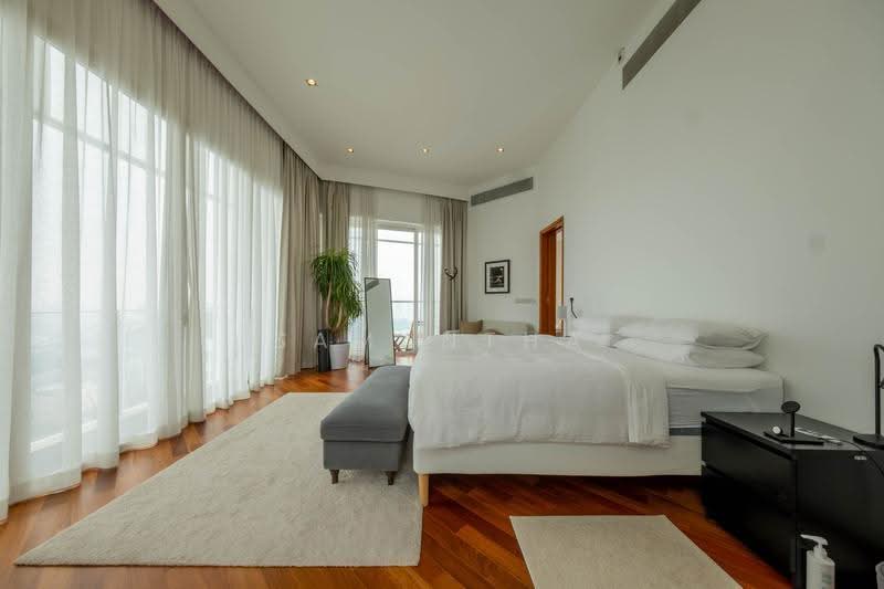Saint Thomas Suites, 33 St Thomas Walk, Orchard / River Valley, 6 Bedrooms, 7,686 sqft, Condominium For Rent, by Samantha Foo, 500254377 - Bedroom - PropertyGuru.com.sg